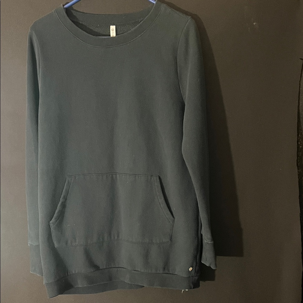 Fabletics Black Crewneck Sweatshirt